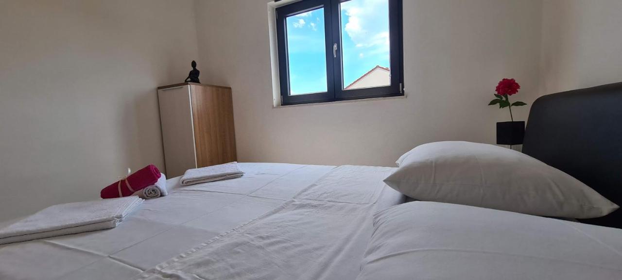 Apartments Centar Vodice Kültér fotó